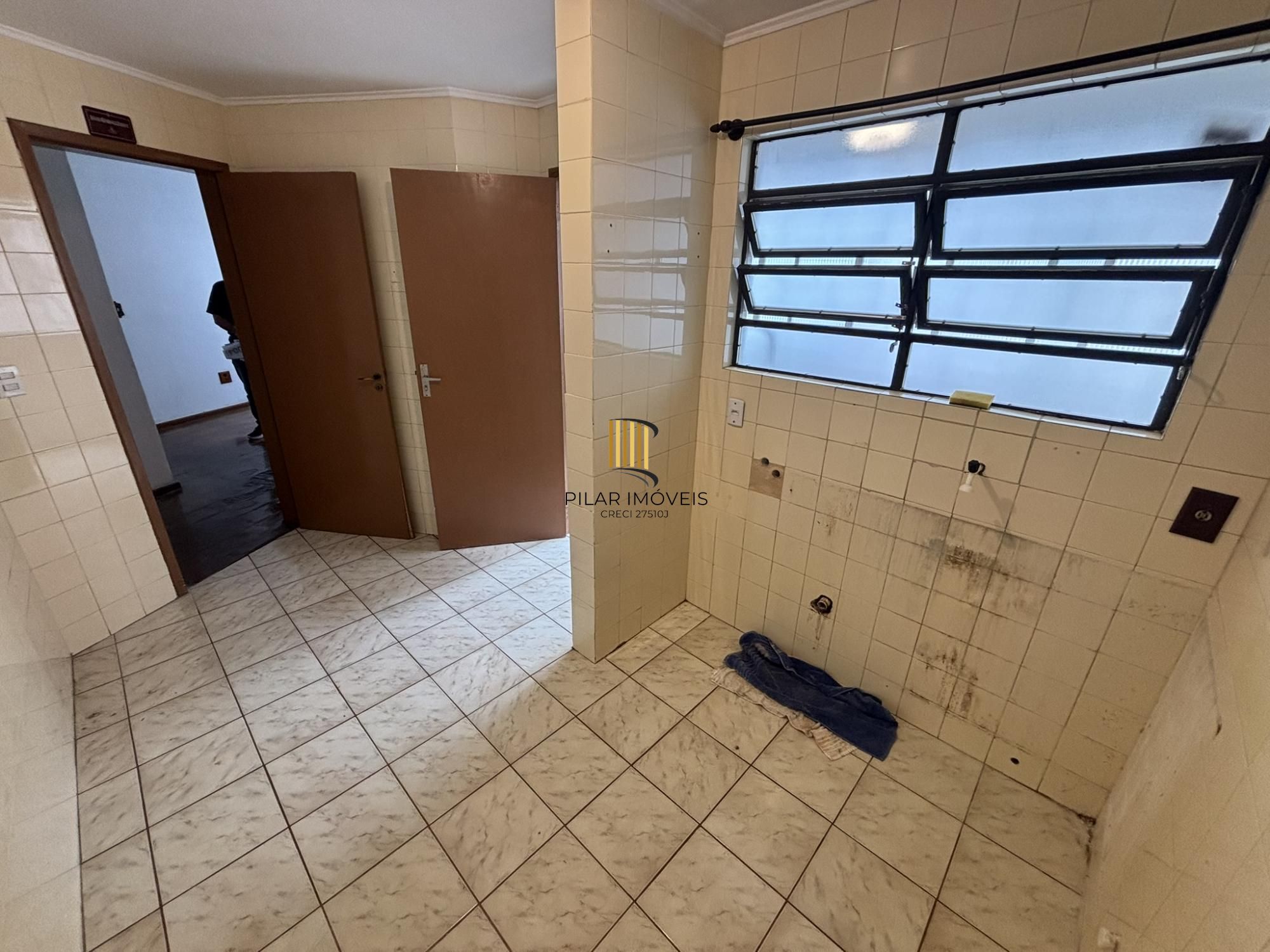 Apartamento de 2 dormitórios no bairro Tristeza.