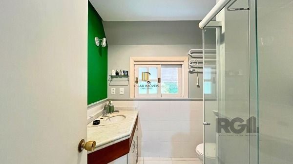 Casa Condominio em Porto Alegre, no bairro Jardim Isabel, com 3 dormitório(s), à