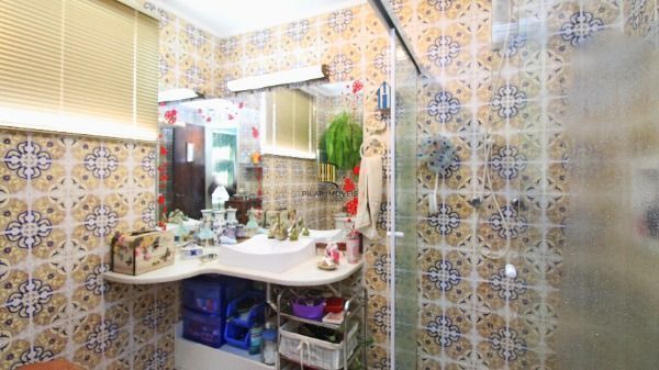 Cobertura em Porto Alegre, no bairro Petrópolis, com 3 dormitório(s), e 3 banhei