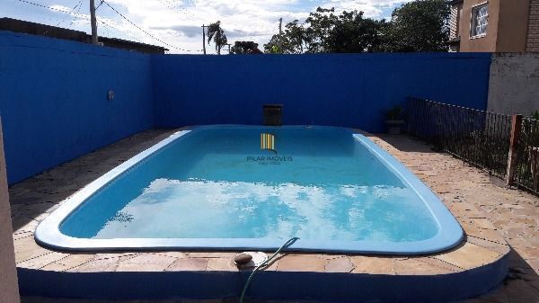 Casa em Porto Alegre, no bairro Aberta dos Morros, com 4 dormitório(s), e 4 banh