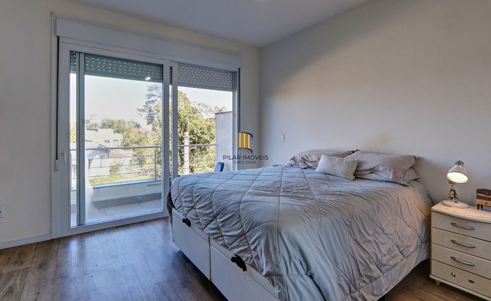 Casa Condominio para Venda - 211m², 3 dormitórios, sendo 3 suites, 4 vagas - Jar