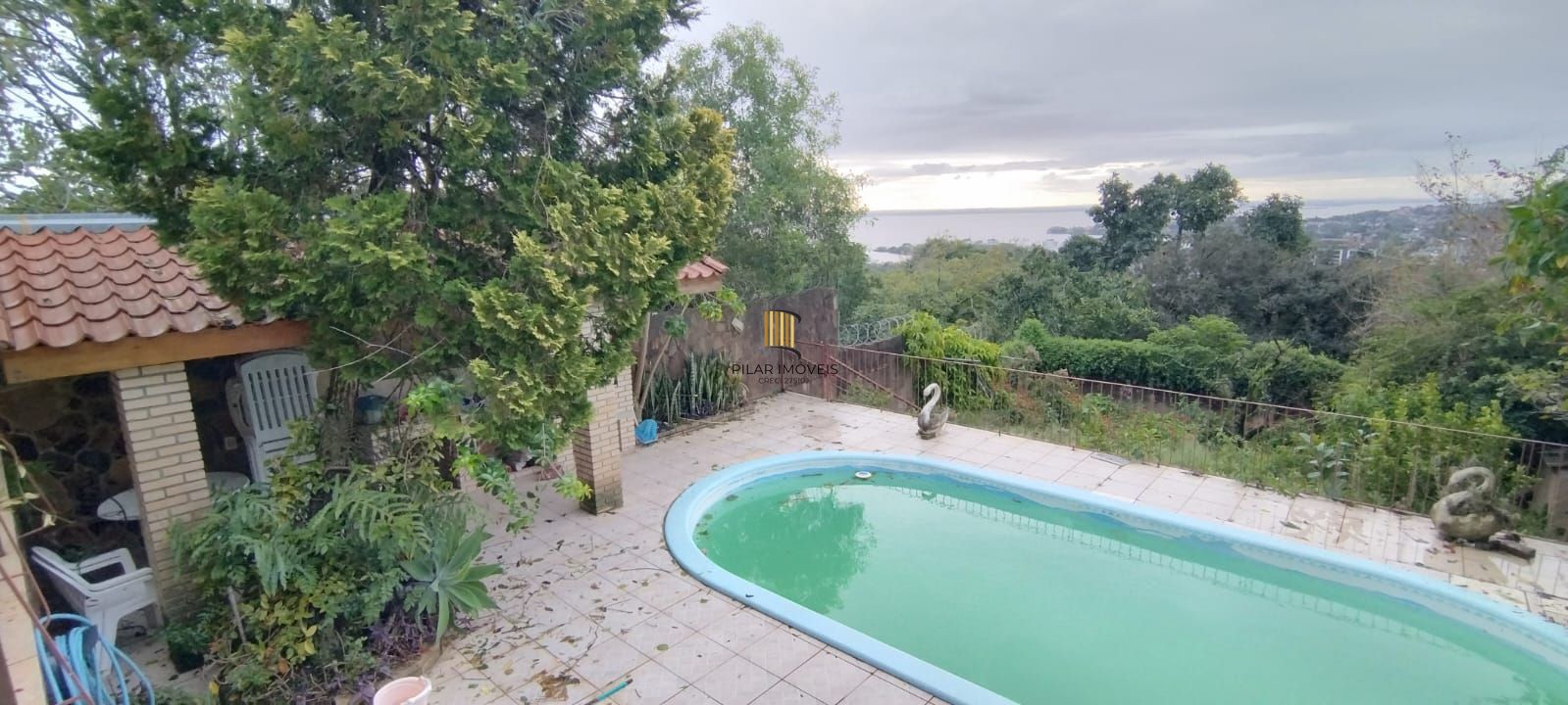 Casa Residencial com vista incrível para o Rio Guaíba no bairro Vila Conceição.