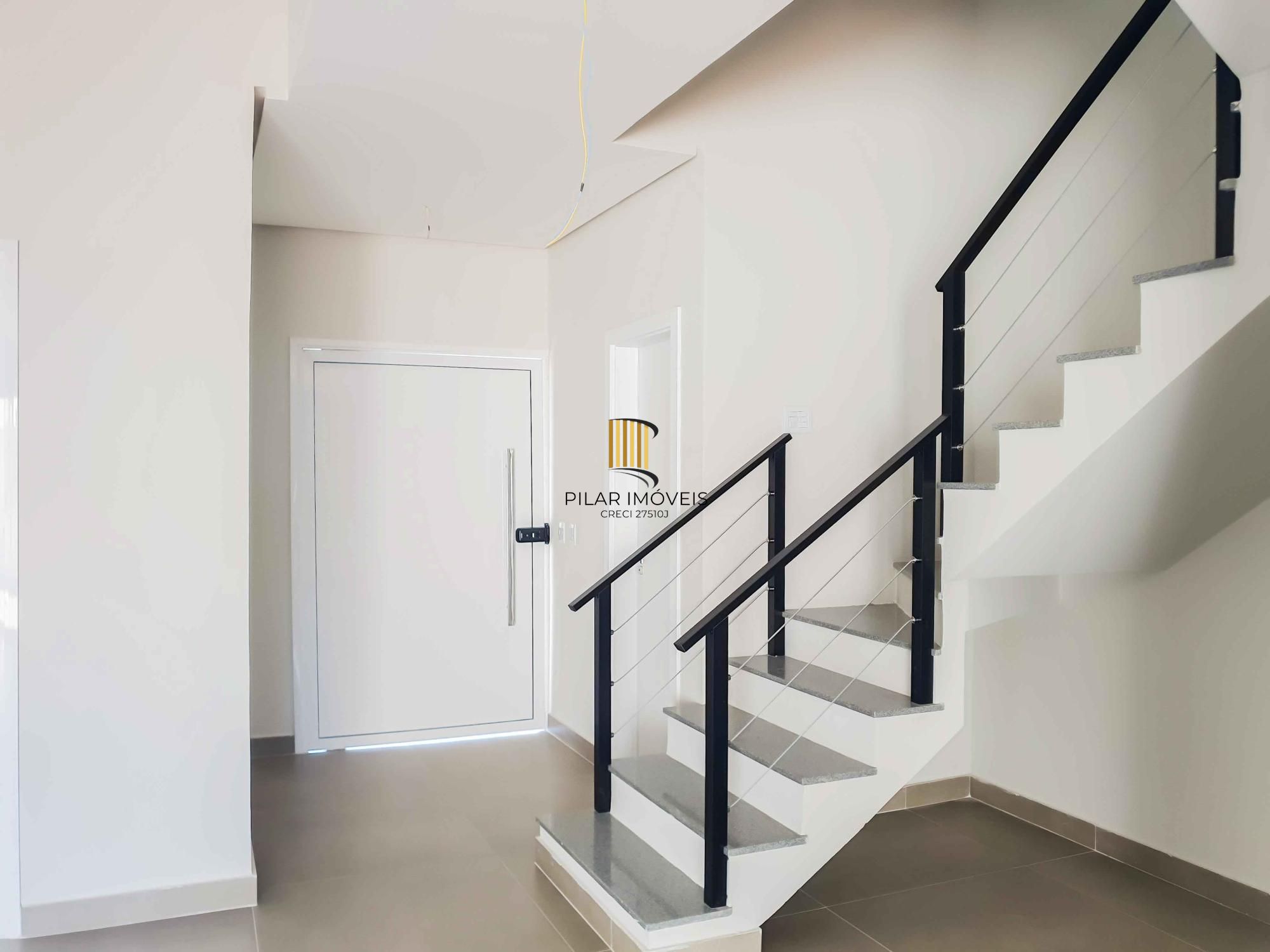 Condomínio Garden, bairro Hípica, 3 dormitórios, 1 suíte, pátio, infra de clube