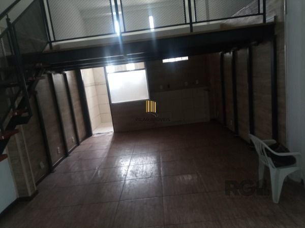 Conjunto/Sala em Porto Alegre, no bairro Cavalhada, à venda.