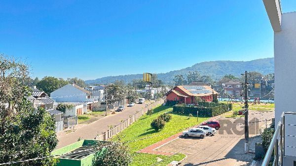 Casa Condominio em Porto Alegre, no bairro Hípica, com 3 dormitório(s), e 3 banh