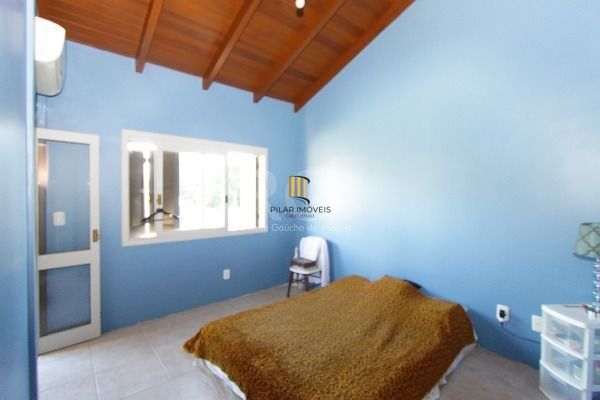 Casa para Venda - 300m², 2 dormitórios, sendo 1 suites, 8 vagas - Nonoai