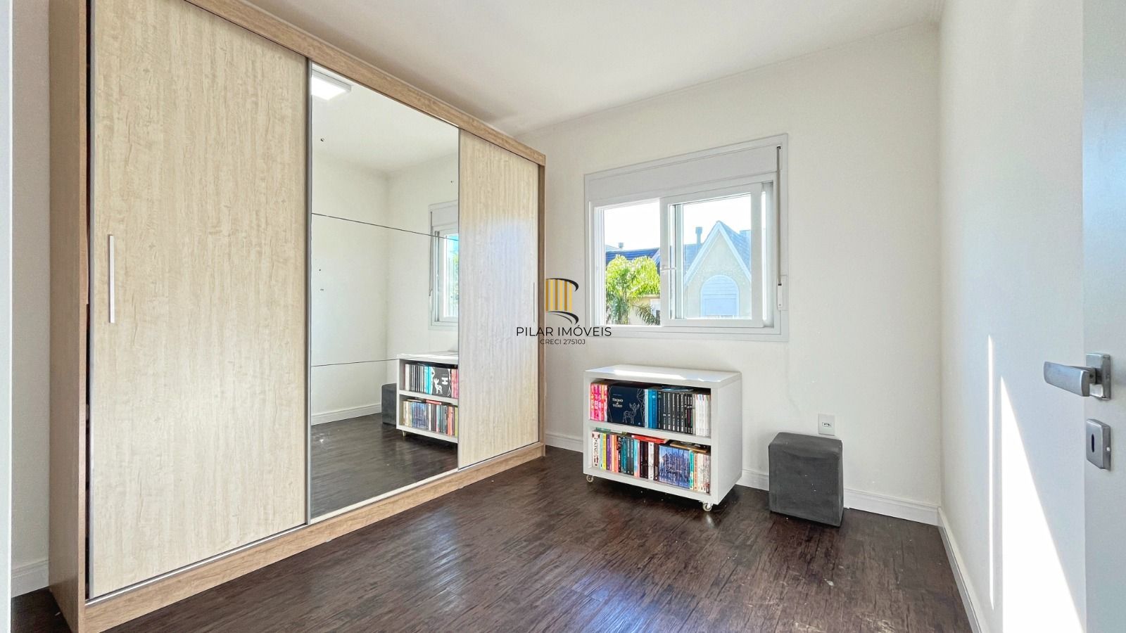 Casa de Condomínio 3 dormitórios no bairro Hípica