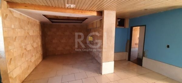 Casa para Venda - 170m², 2 dormitórios, 6 vagas - Sarandi