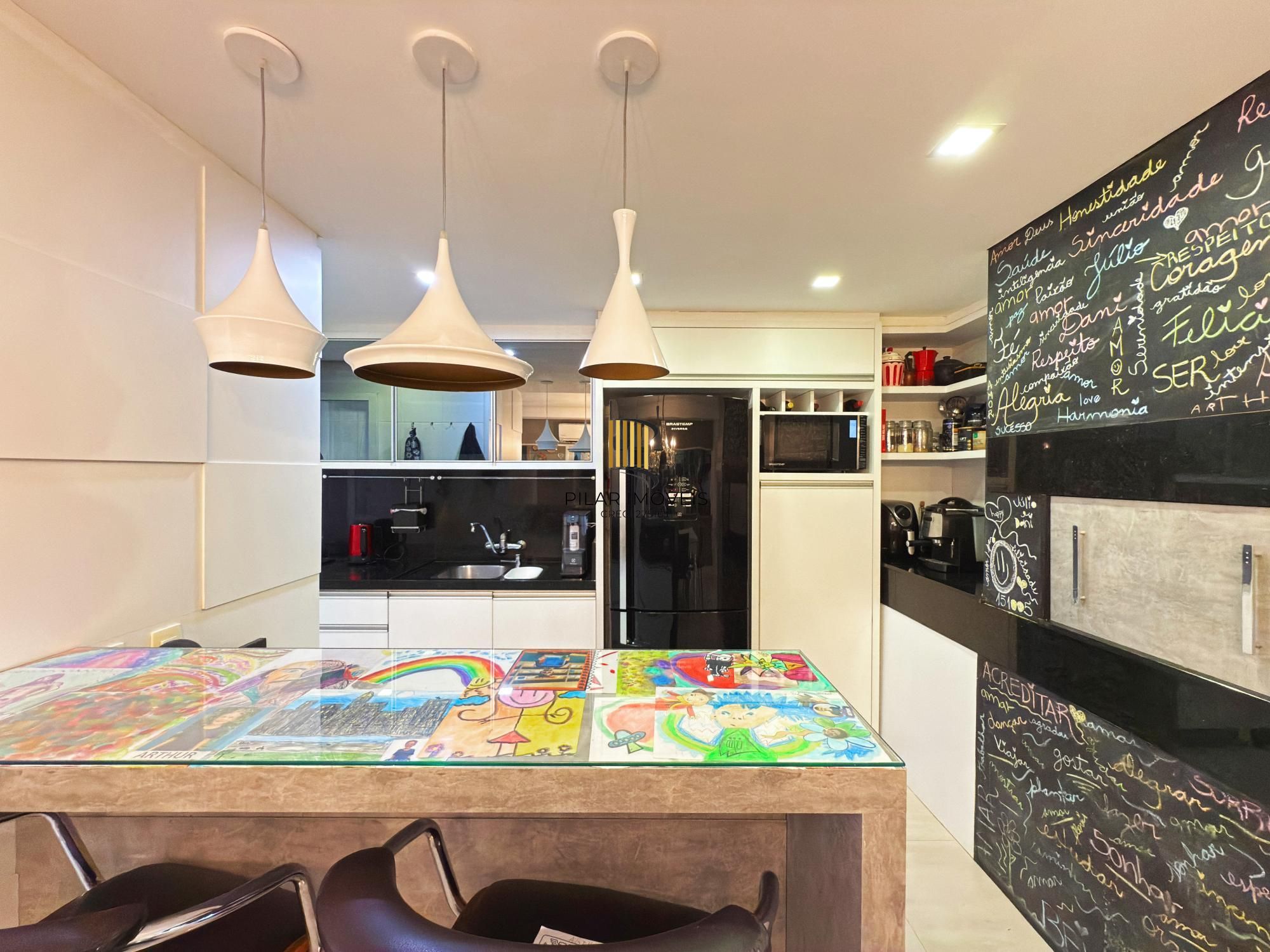 Casa de Condomínio 3 dormitórios no bairro Pedra Redonda