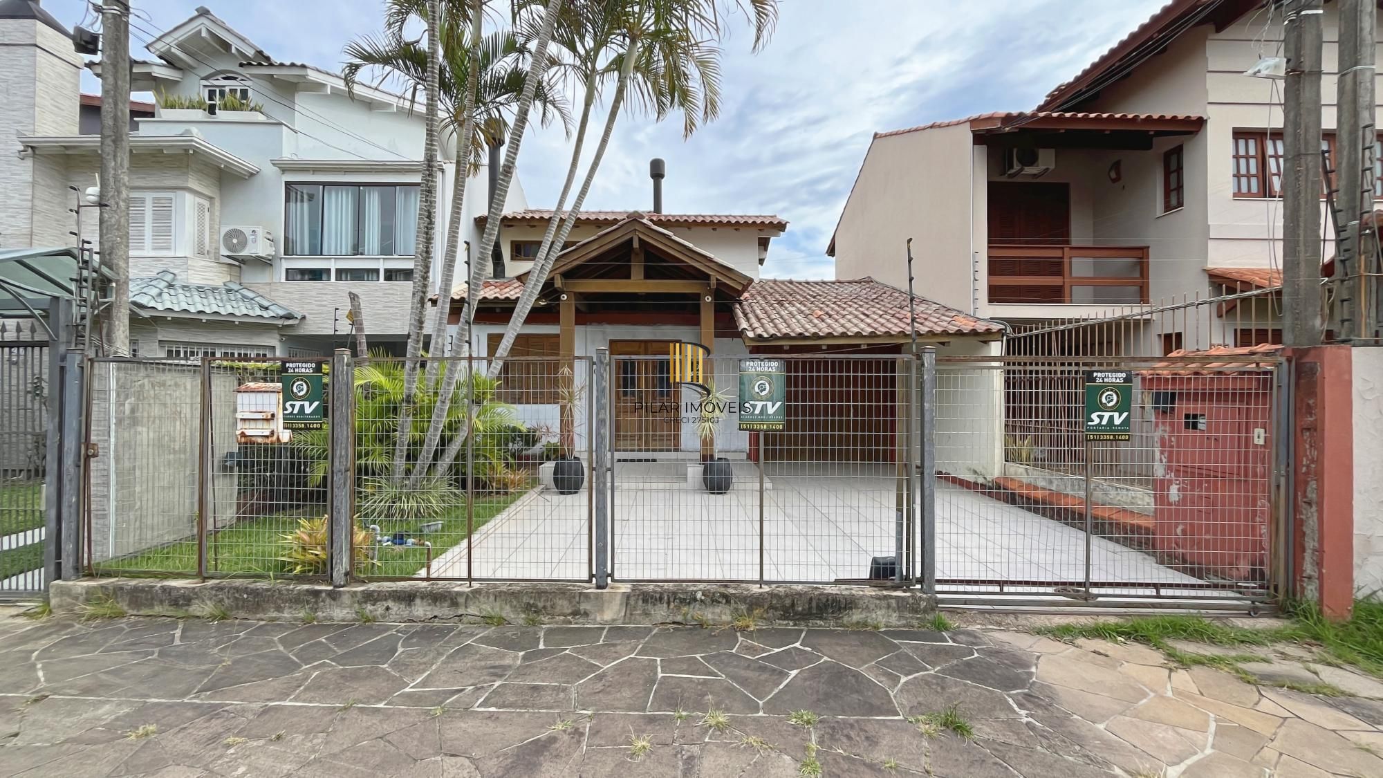 Casa 3D com 2 suítes e piscina. - Pilar Imóveis