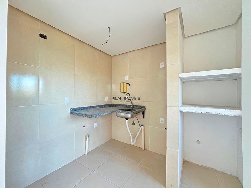 Excelente apartamento com 2 dormitórios á venda no bairro Cavalhada.