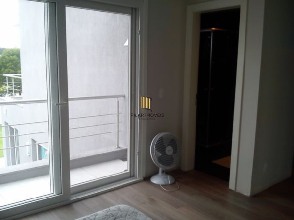 Casa no TerraVille com 3 dormitórios sendo 2 suítes.