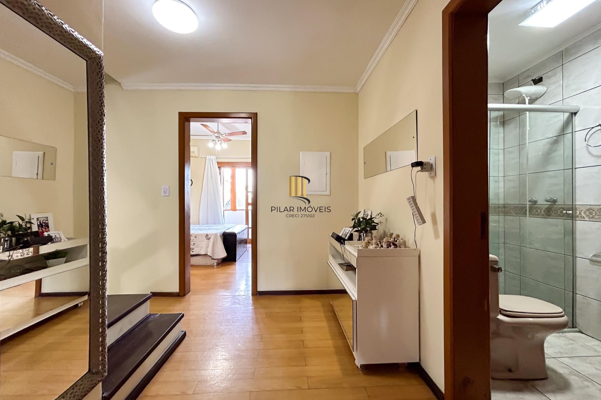 Casa 3 dormitórios no bairro Espírito Santo