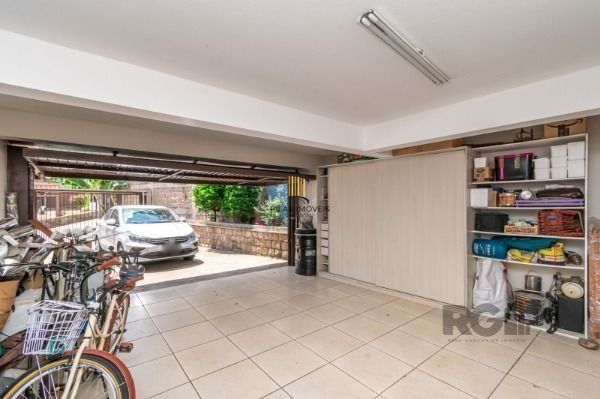 Residência com 4 dormitórios á venda no Bairro Jardim Izabel.