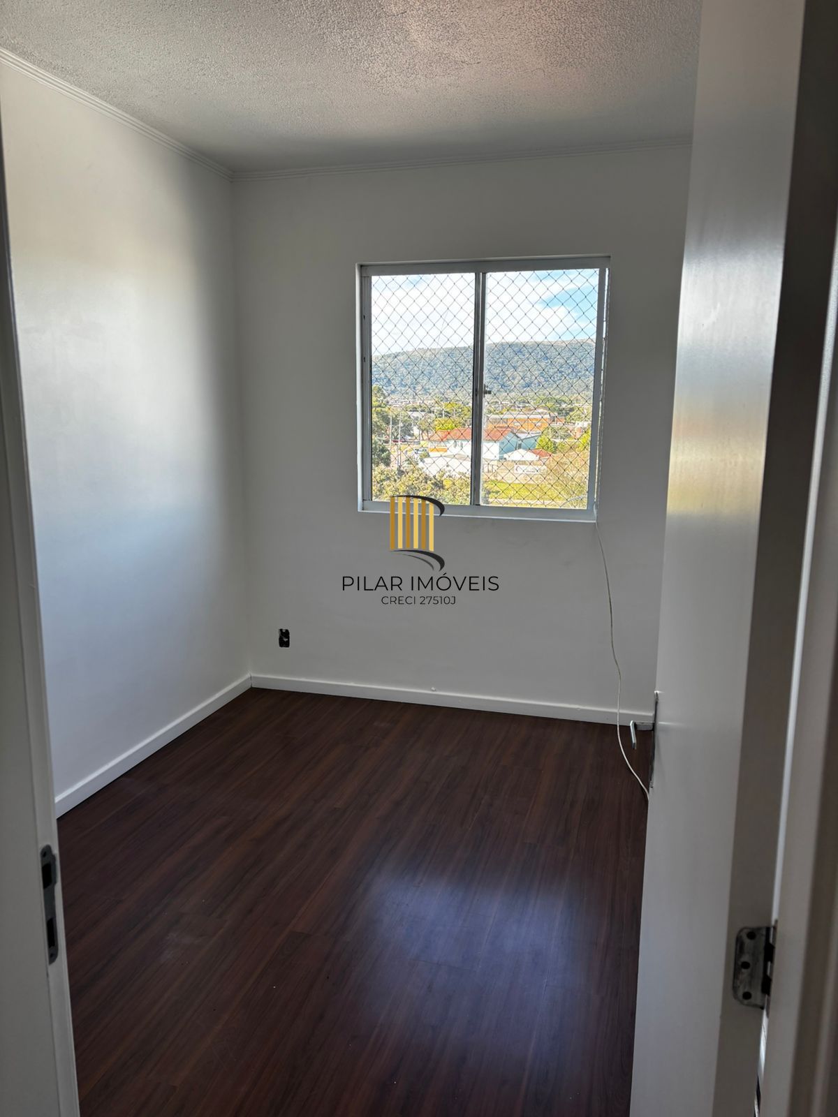 Apartamento 2dorm, sala/cozinha, banheiro. Aceita venda assistida!