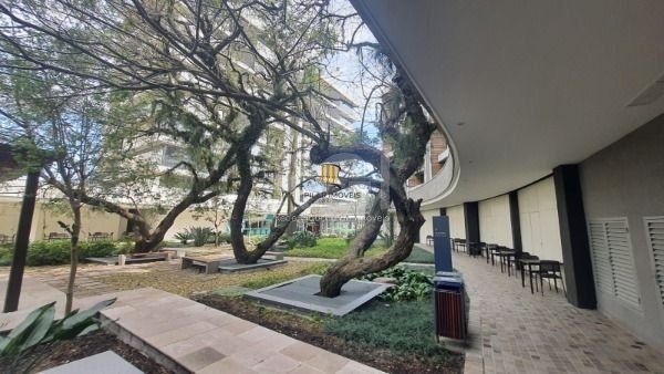 Conjunto/Sala para Venda -, Tristeza