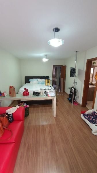 Casa para Venda - 231.52m², 3 dormitórios, sendo 1 suites, 2 vagas - Imperial Pa