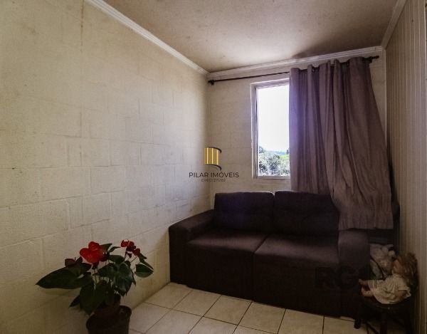 Apartamento em Porto Alegre, no bairro Vila Nova, com 2 dormitório(s), e 2 banhe