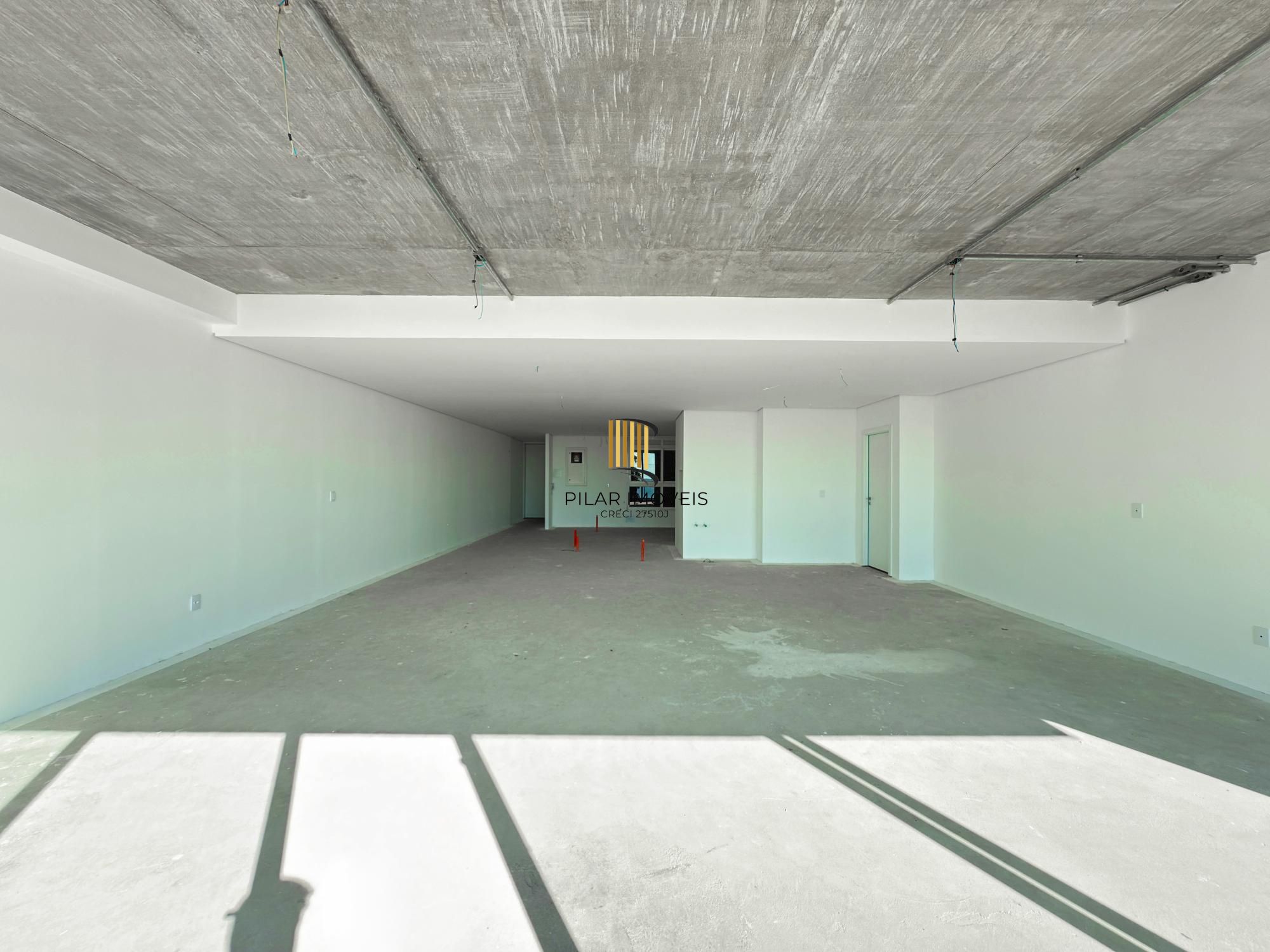 Belíssimo apartamento com projeto diferenciado e vista deslumbrante para o pôr do sol.