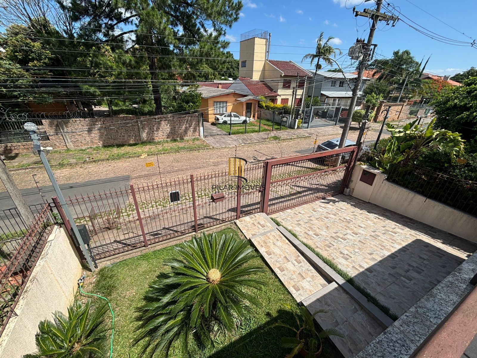 Casa 3 dormitórios no bairro Ipanema