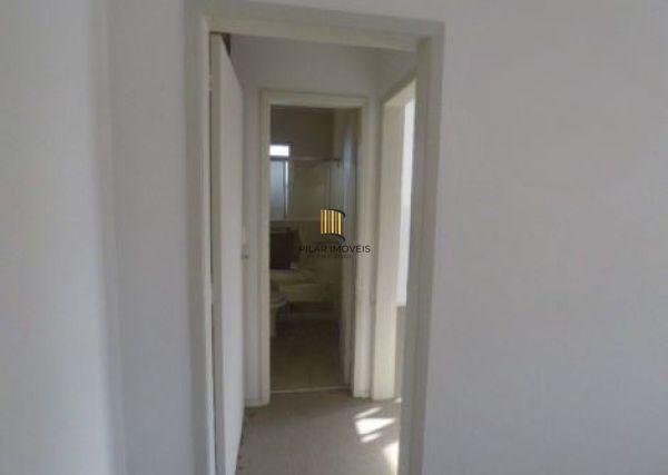 Apartamento em Porto Alegre, no bairro Medianeira, com 1 dormitório(s), e 1 banh