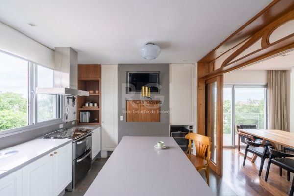 Casa para Venda - 463.7m², 4 dormitórios, sendo 4 suites, 4 vagas - Vila Conceiç