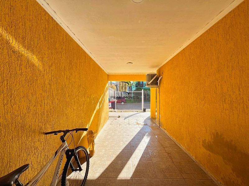 Residência com 2 dormitórios no  Residencial Jardins do Prado.