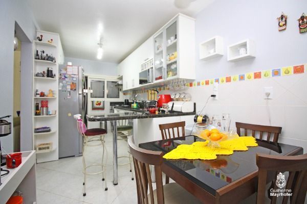 Casa para Venda - 219.05m², 3 dormitórios, sendo 1 suites, 2 vagas - Bahamas