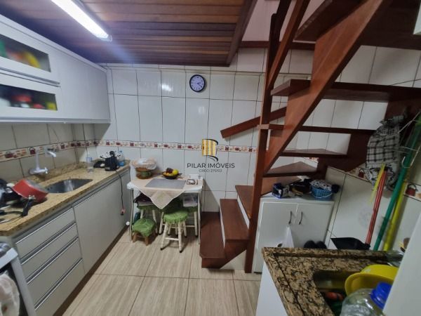 Casa Condominio em Porto Alegre, no bairro Cavalhada, com 2 dormitório(s), e 2 b