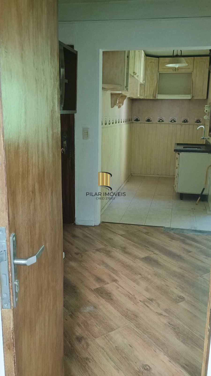 Apartamento 2 dormitórios no Bairro Jardim Carvalho.