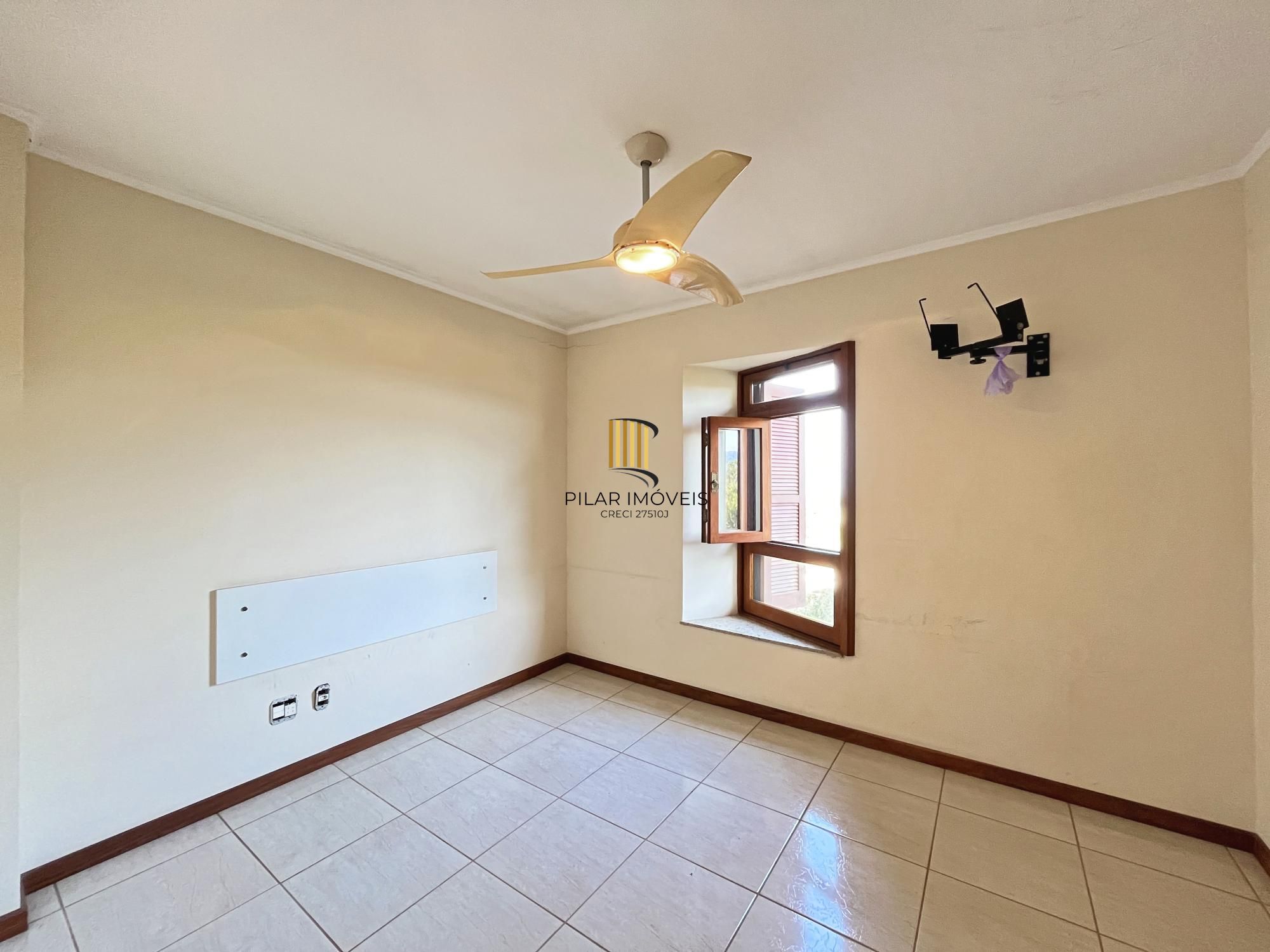 Casa em Condomínio no Jardim Isabel com 270m², 3 dormitórios, 4 vagas