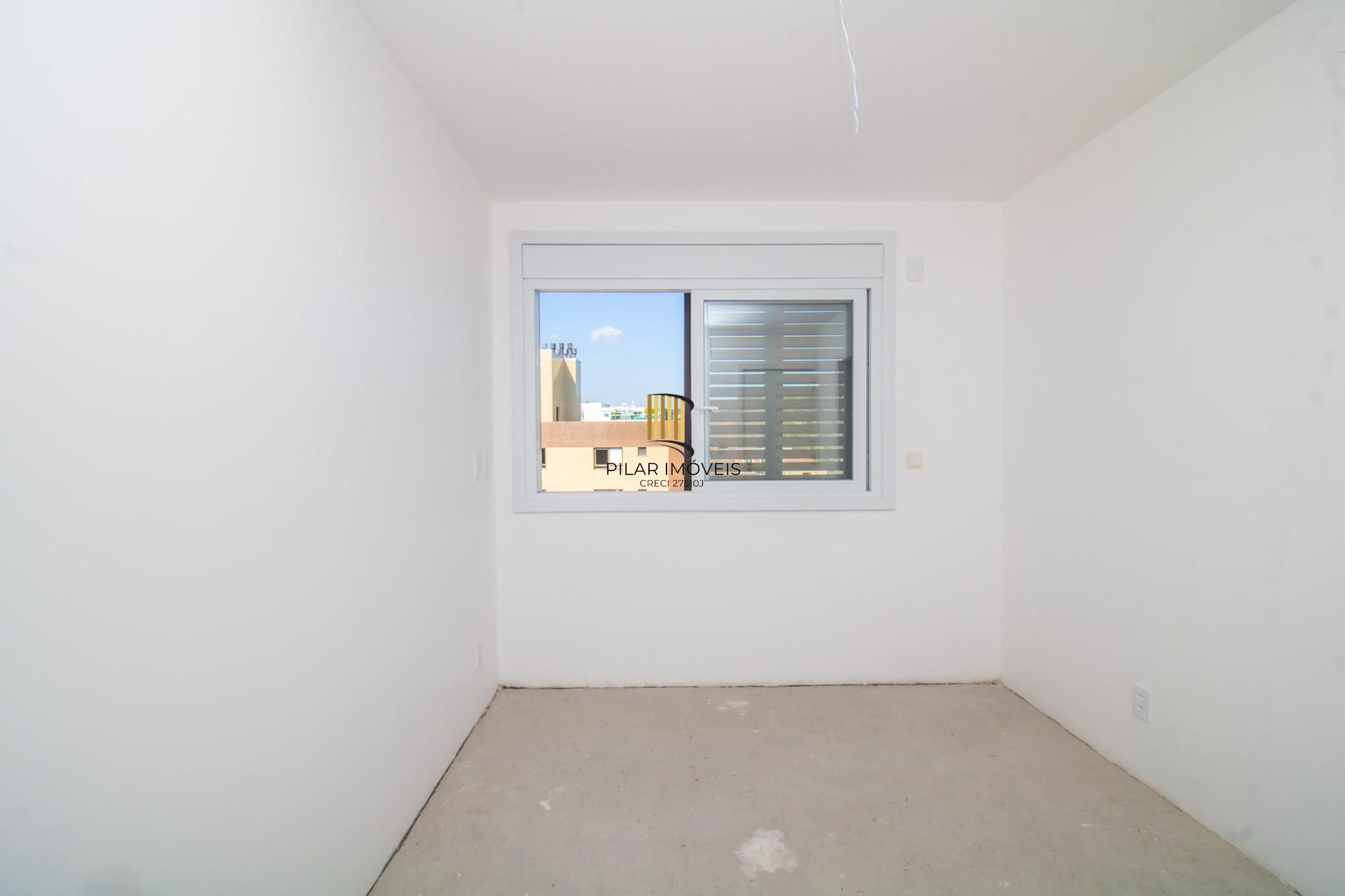 APARTAMENTO DUPLEX - 177m², 3 dormitórios, sendo 3 suites, Menino Deus