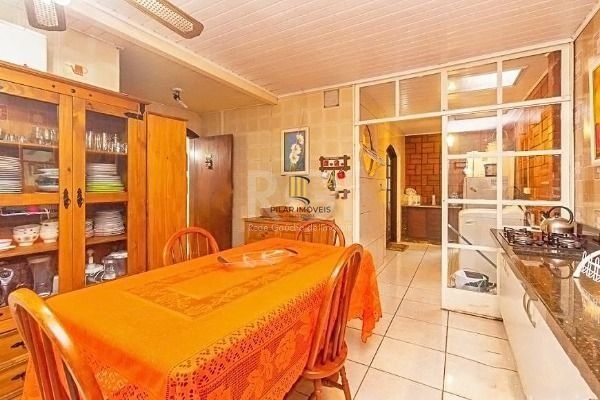 Casa Condominio para Venda - 150m², 4 dormitórios, sendo 1 suites, 2 vagas - Cri