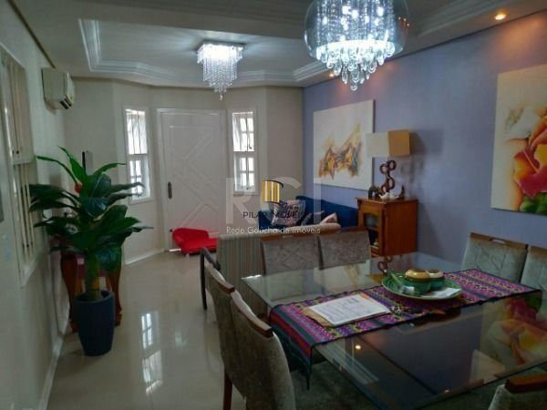 Casa para Venda - 231.52m², 3 dormitórios, sendo 1 suites, 2 vagas - Imperial Pa