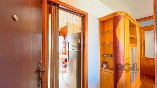 Apartamento em Porto Alegre, no bairro Praia de Belas, com 2 dormitório(s), e 2 