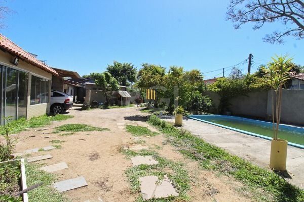 Casa para Venda - 220m², 4 dormitórios, sendo 2 suites, 5 vagas - Vila Nova