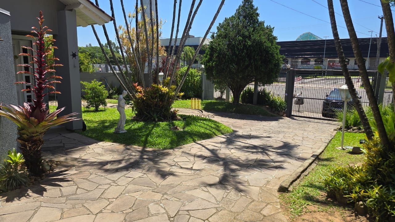 Casa no Bairro Ipanema, com 3 dormitório(s), à venda.