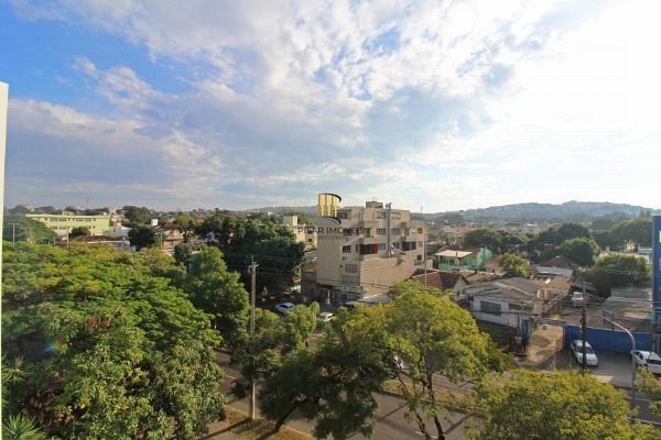 Apartamento em Porto Alegre, no bairro Cristal, com 2 dormitório(s), e 2 banheir