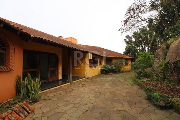 Casa para Venda - 596m², 6 dormitórios, sendo 4 suites, 6 vagas - Vila Conceição