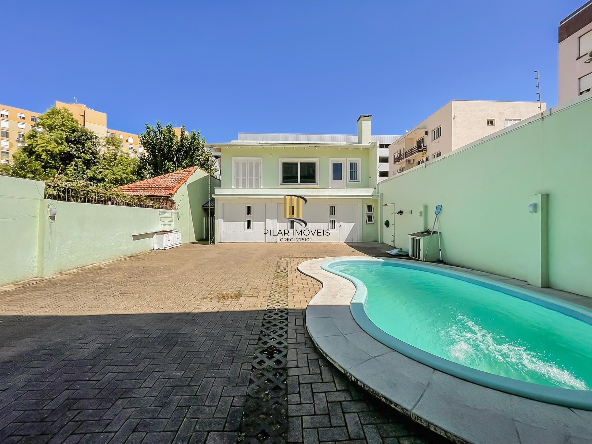 Casa 3 dormitórios no bairro Cristal