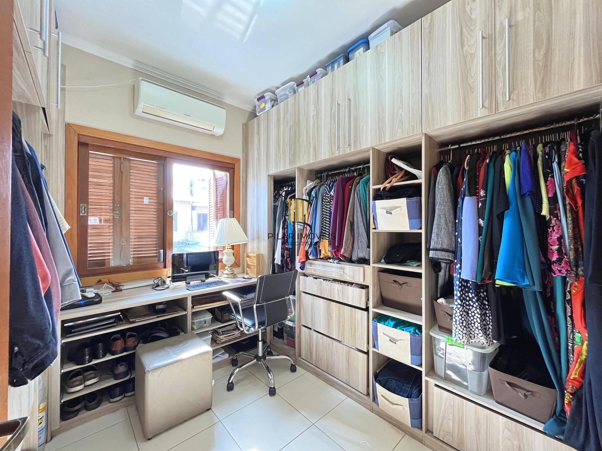 Residência com 3 suítes, 143 m² , piscina , no complexo Lagos de Nova Ipanema