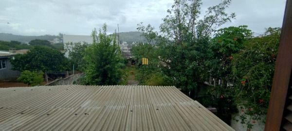 Casa 3 dormitórios à venda Guarujá Porto Alegre/RS