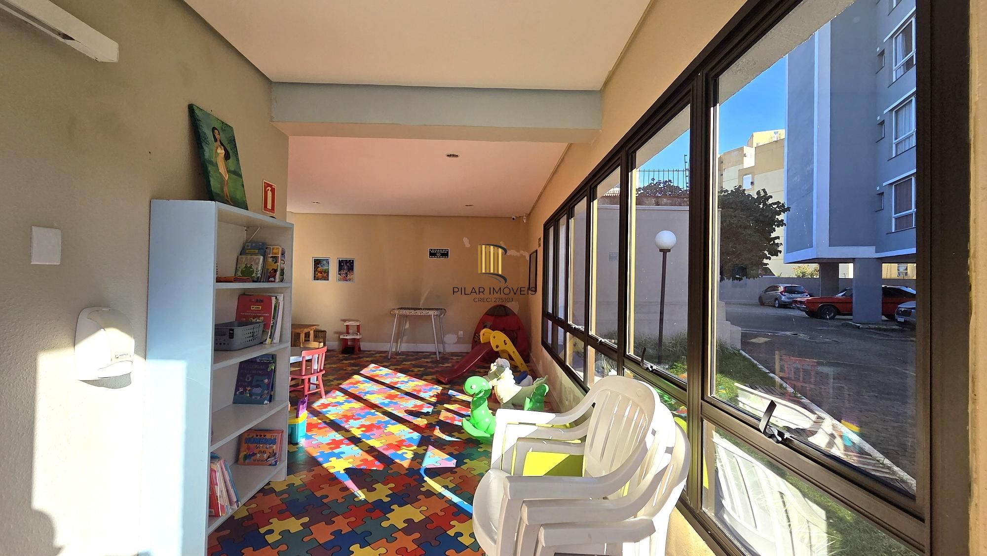 Apartamento de 75,9 m² com 3 dormitórios, 1 suíte e 2 vagas de garagem, próximo ao Barra Shopping Sul.