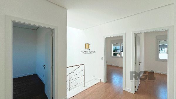 Casa Condominio em Porto Alegre, no bairro Hípica, com 3 dormitório(s), e 3 banh