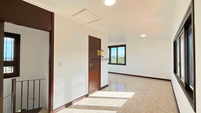 Altos do lago- Com 3 dormitórios, 3 vagas , piscina , Linda e ampla casa em cond