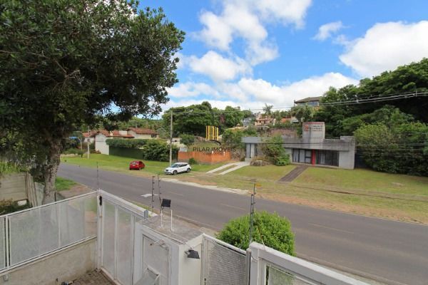 Casa Condominio em Porto Alegre, no bairro Ipanema, com 2 dormitório(s), e 2 ban