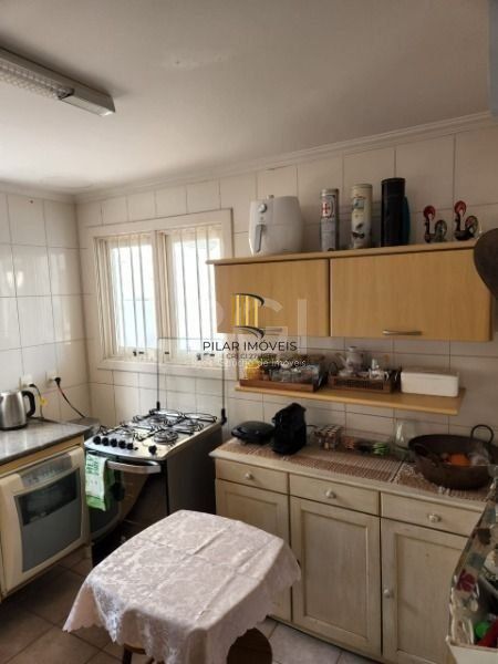 Casa para Venda - 132.13m², 3 dormitórios, sendo 1 suites, 4 vagas - Ipanema