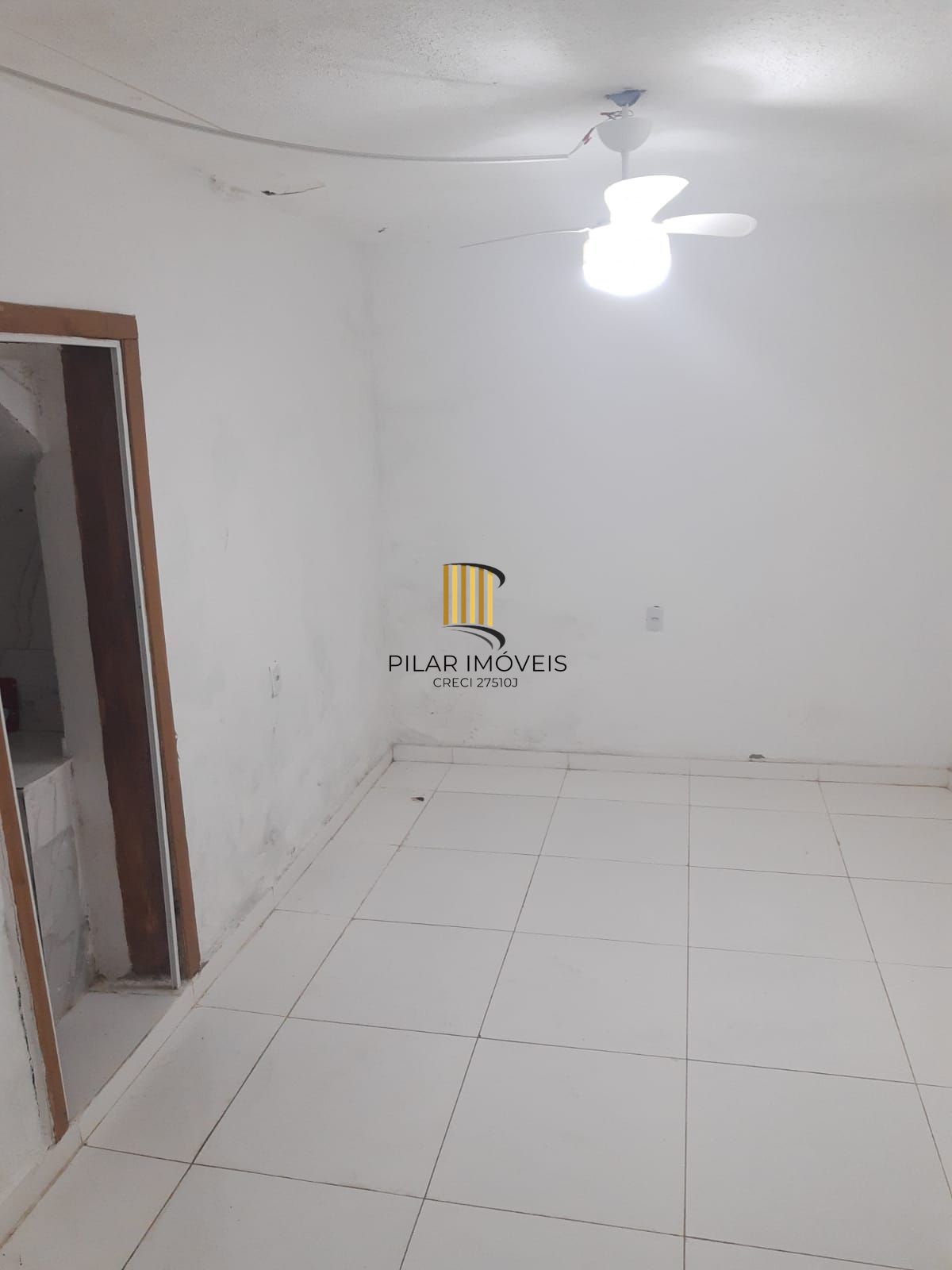 Sobrado no Menino Deus com 3D,  garagem para 2 carros e piscina.