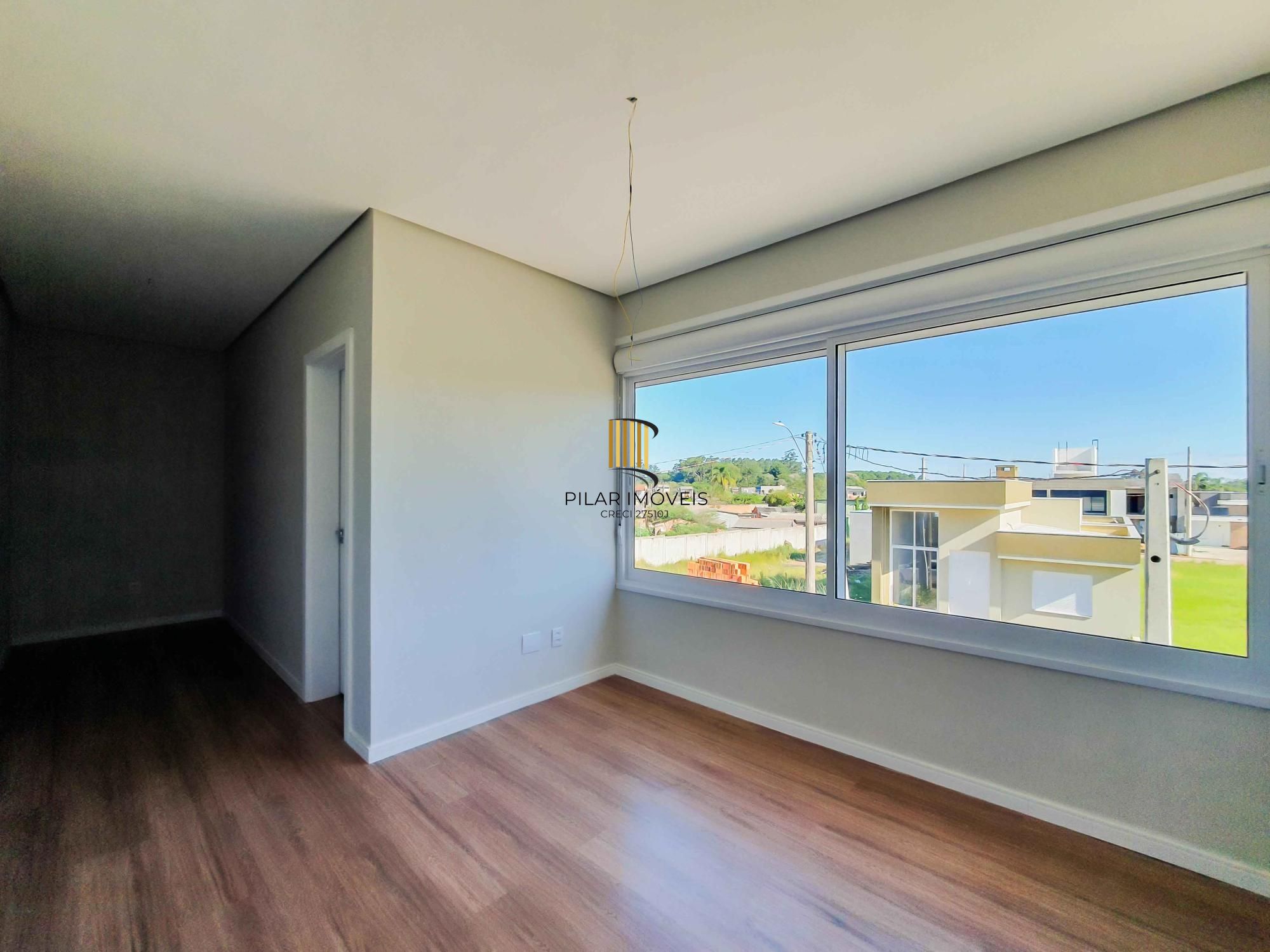 Condomínio Garden, bairro Hípica, 3 dormitórios, 1 suíte, pátio, infra de clube