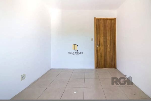 Apartamento em Porto Alegre, no bairro Medianeira, com 2 dormitório(s), e 2 banh